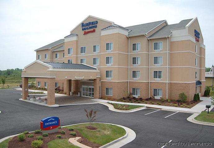 Fairfield Inn And Suites South Hill I-85 Exterior photo